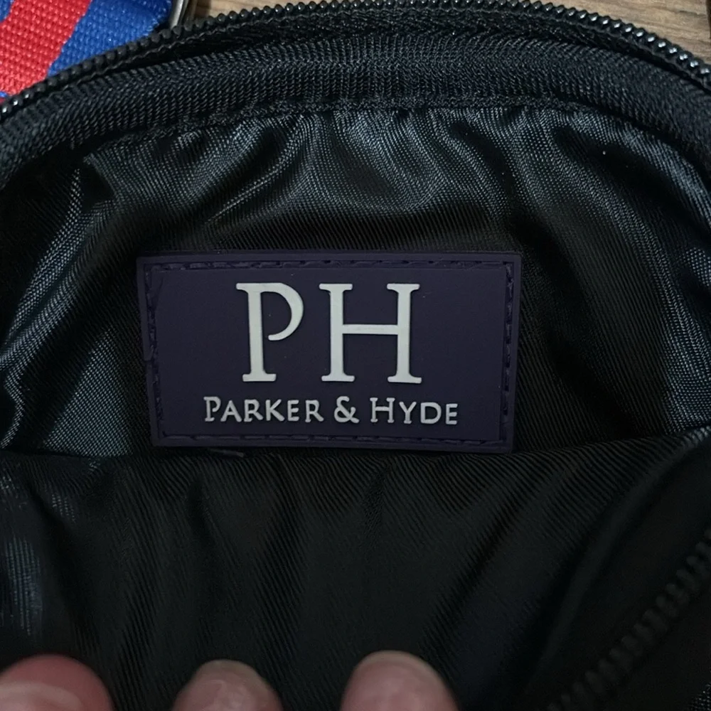 Parker and Hyde crossbody‎ Queen Bee bag